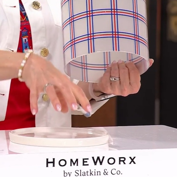 New HomeWorx by Slatkin + Co. Patriotic Hurricane - Picture 1 of 8